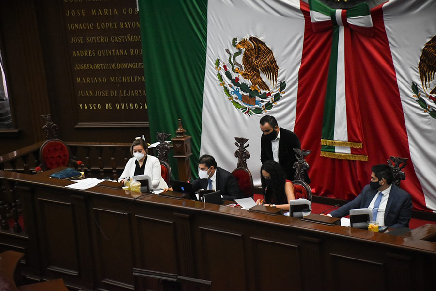 Aprueban diputados glosas de Comisiones