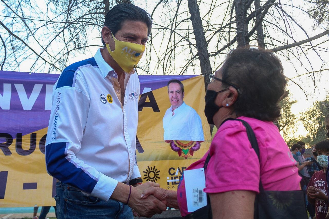 Reconoce Alfonso Martínez a las mujeres