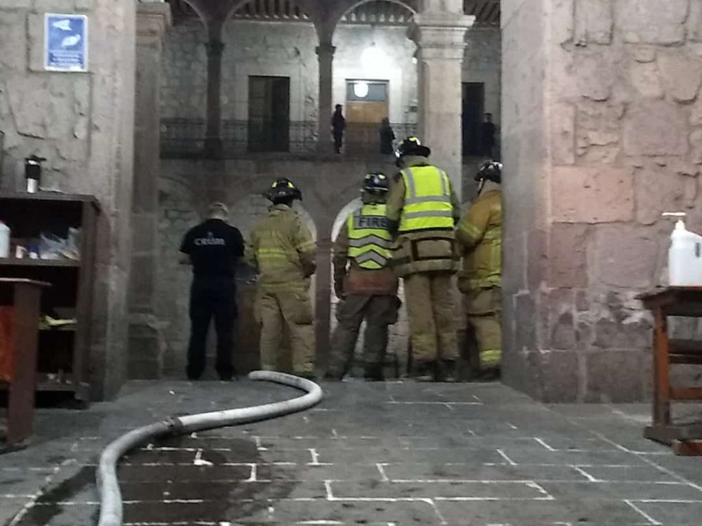 Revisarán cableado de palacio de gobierno para evitar otro incendio