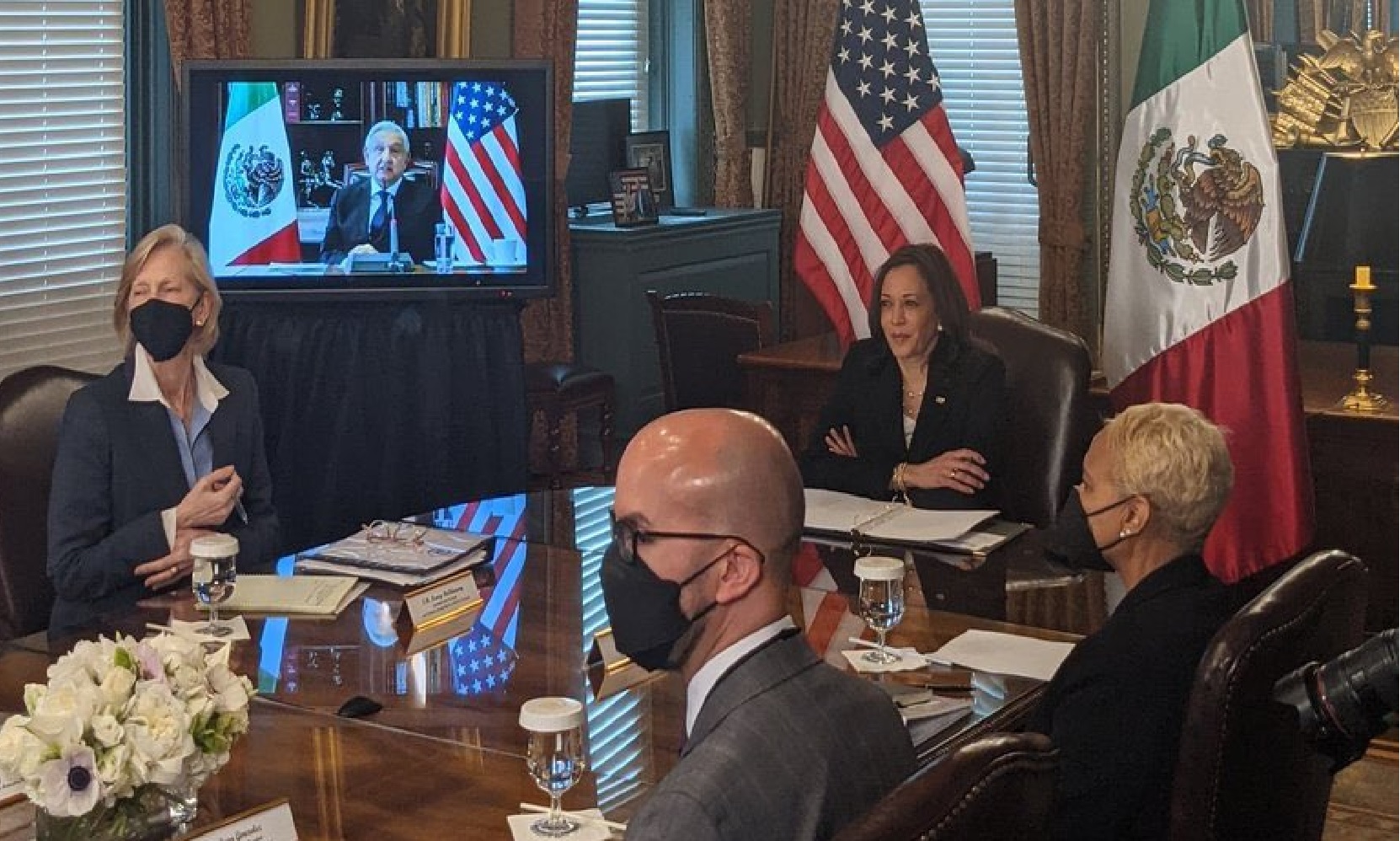 AMLO y Kamala Harris realizan encuentro virtual