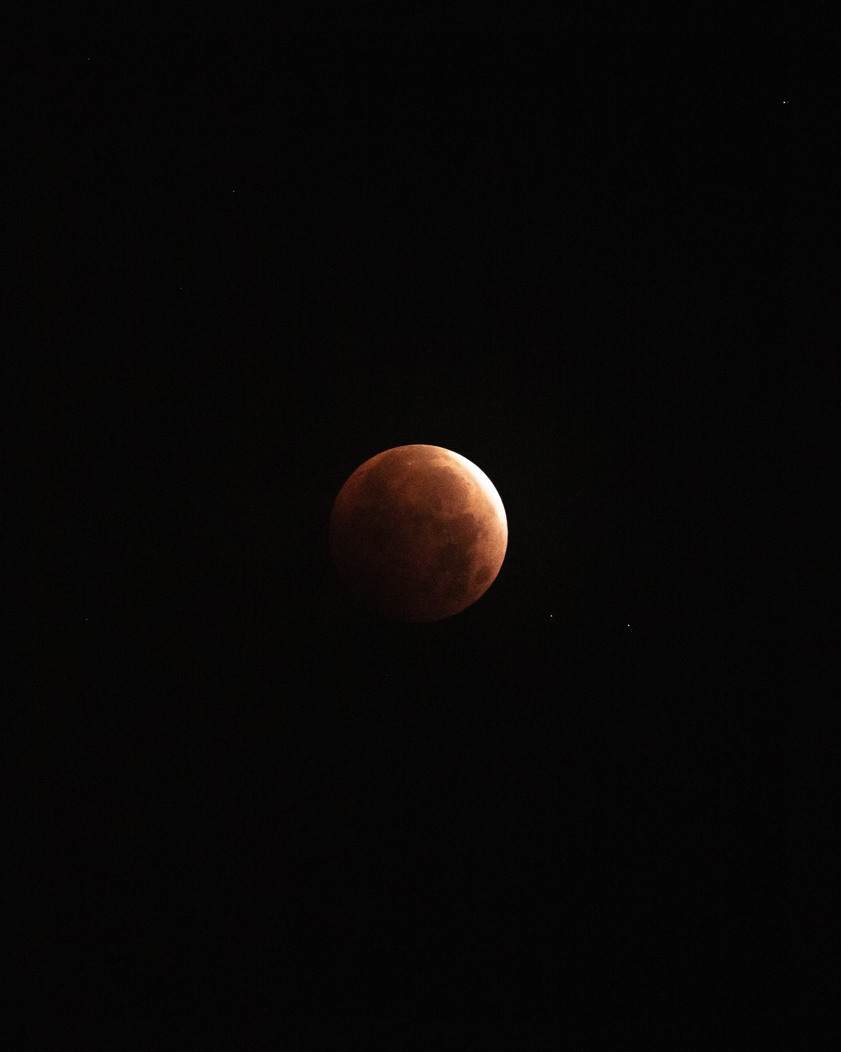 México disfrutó del primer eclipse total de Luna de 2021