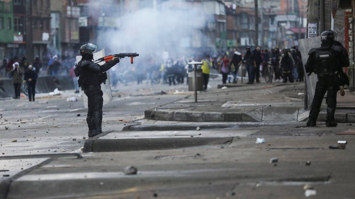 Policía de Colombia asesina a manifestantes