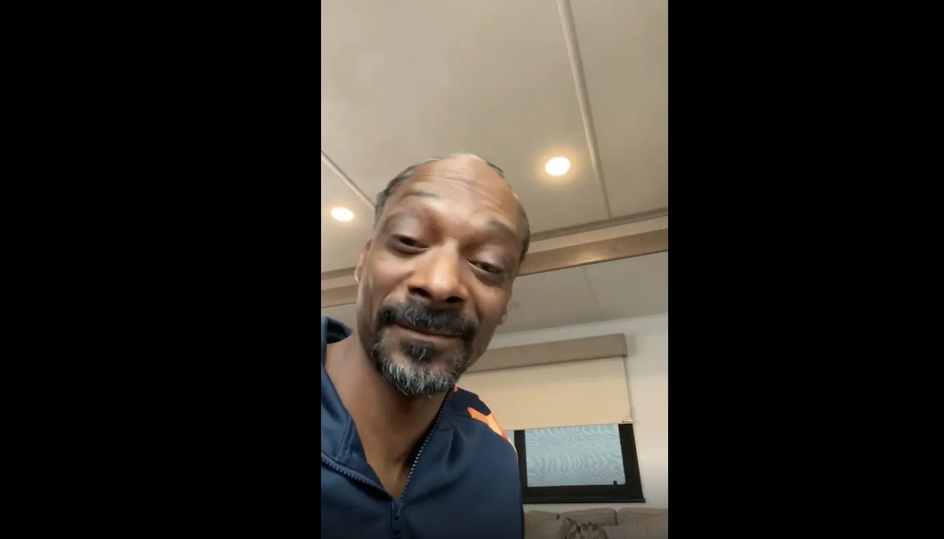 porro Chalino Sánchez festeja Snoop Dogg