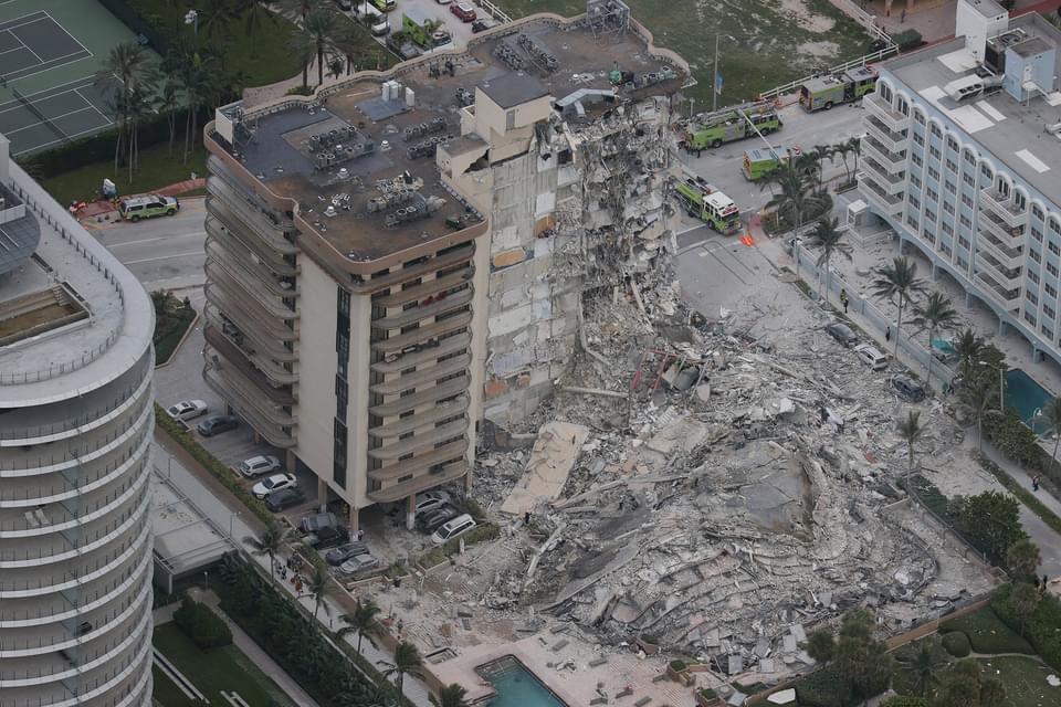 Aumentan víctimas mortales por derrumbe en edificio de Miami