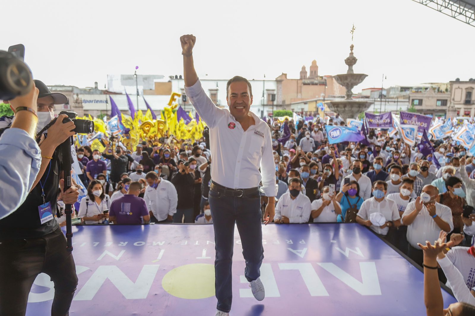 Carlos Herrera encuesta de Contramuro