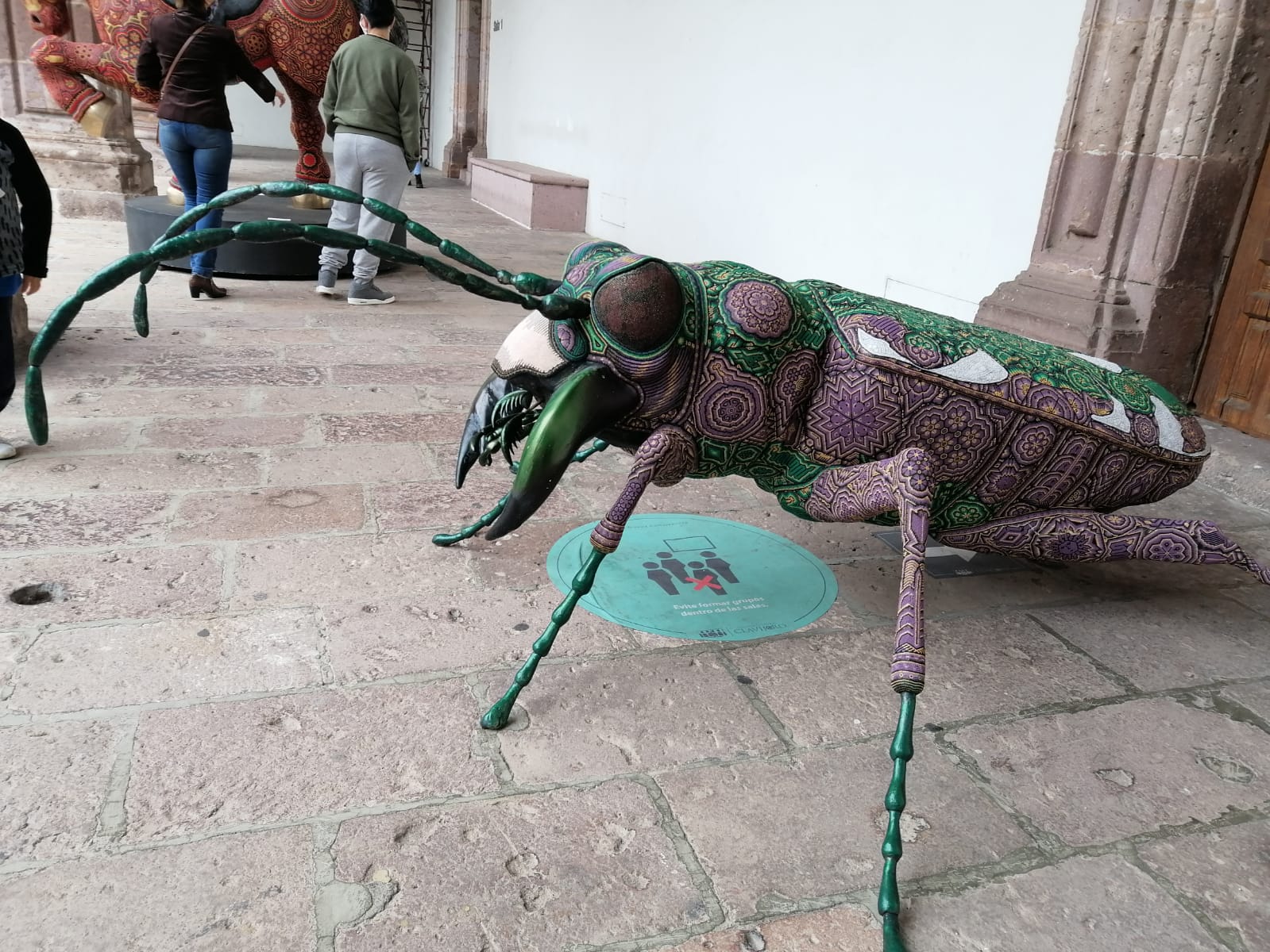 Clavijero pondrá en resguardo obra huichol dañada