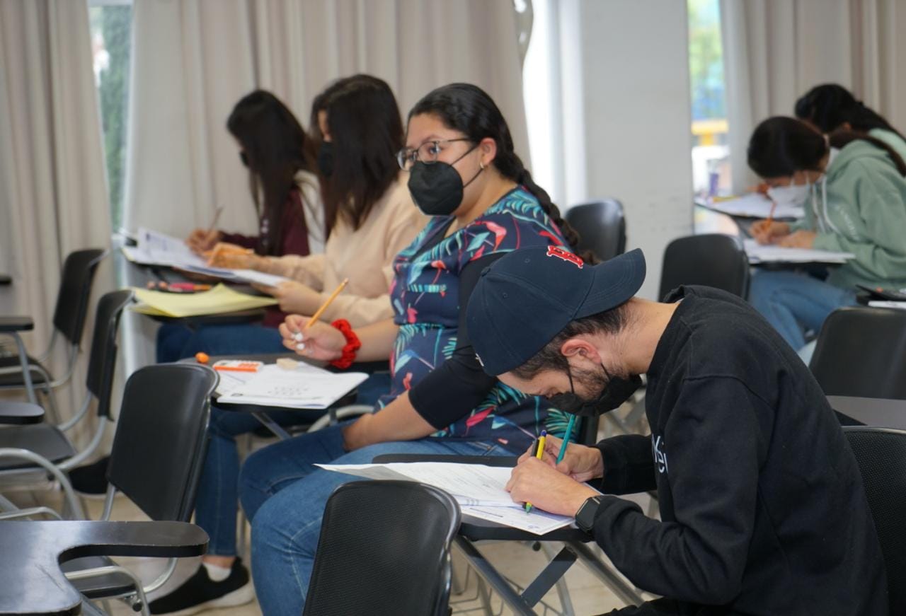 clases presenciales prepa universidad