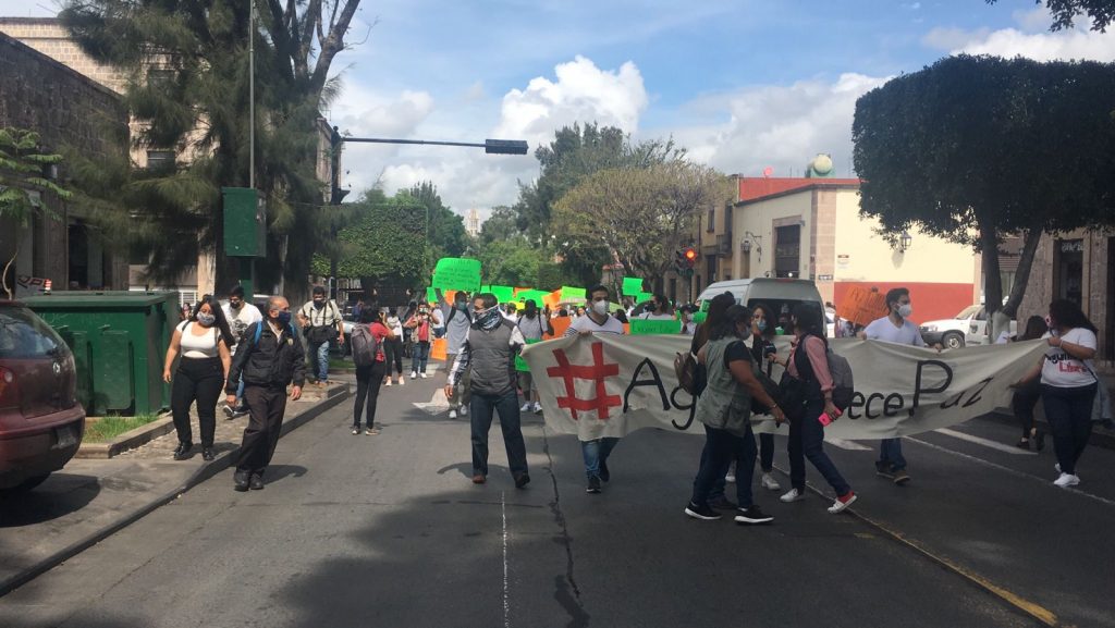 Estamos completamente abandonados por la autoridad estatal ciudadanos de Aguililla