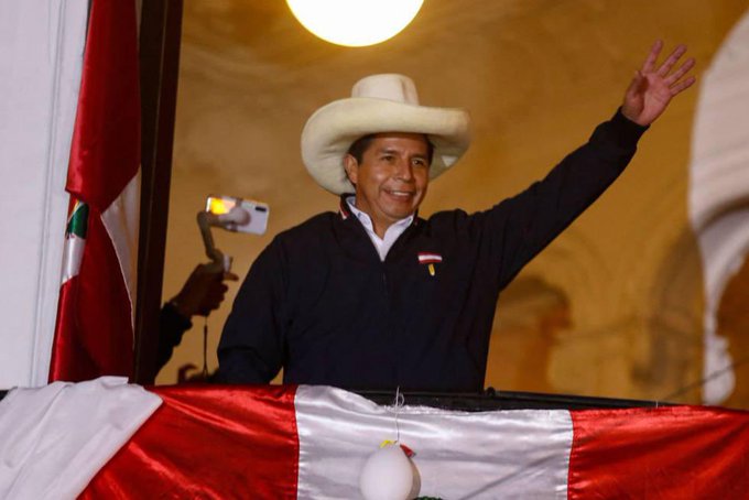 México se suma a felicitación de Pedro Castillo como presidente de Perú