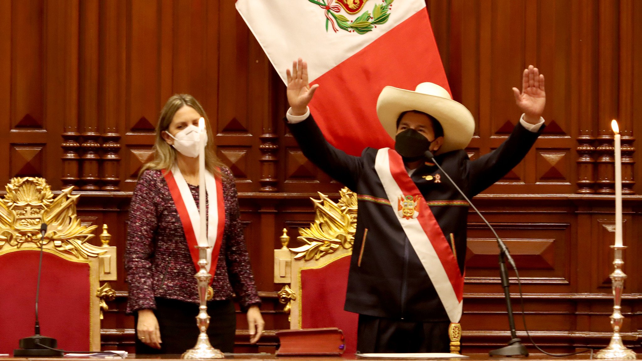 Toma posesión Pedro Castillo como presidente de Perú