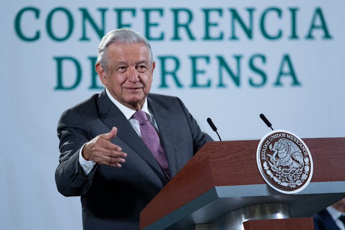 Invita AMLO a Biden a reunirse en México