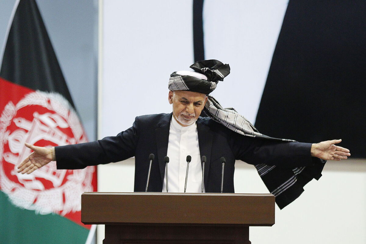 Presidente de Afganistán se refugia en EAU