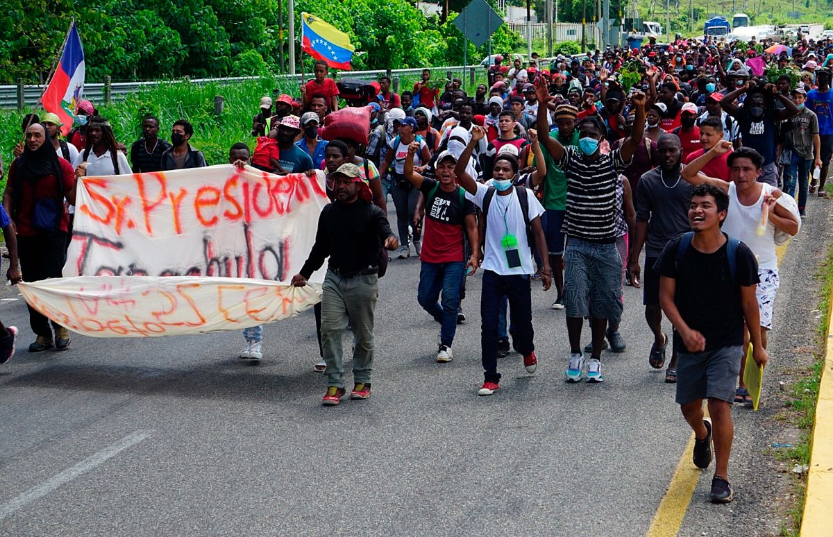 Sale de Chiapas caravana migrante hacia EU