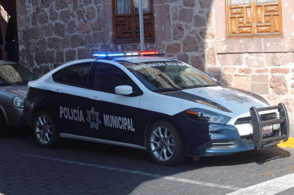 250 elementos de la Policía Municipal pasan de traer café y archivar papeles a monitorear las calles