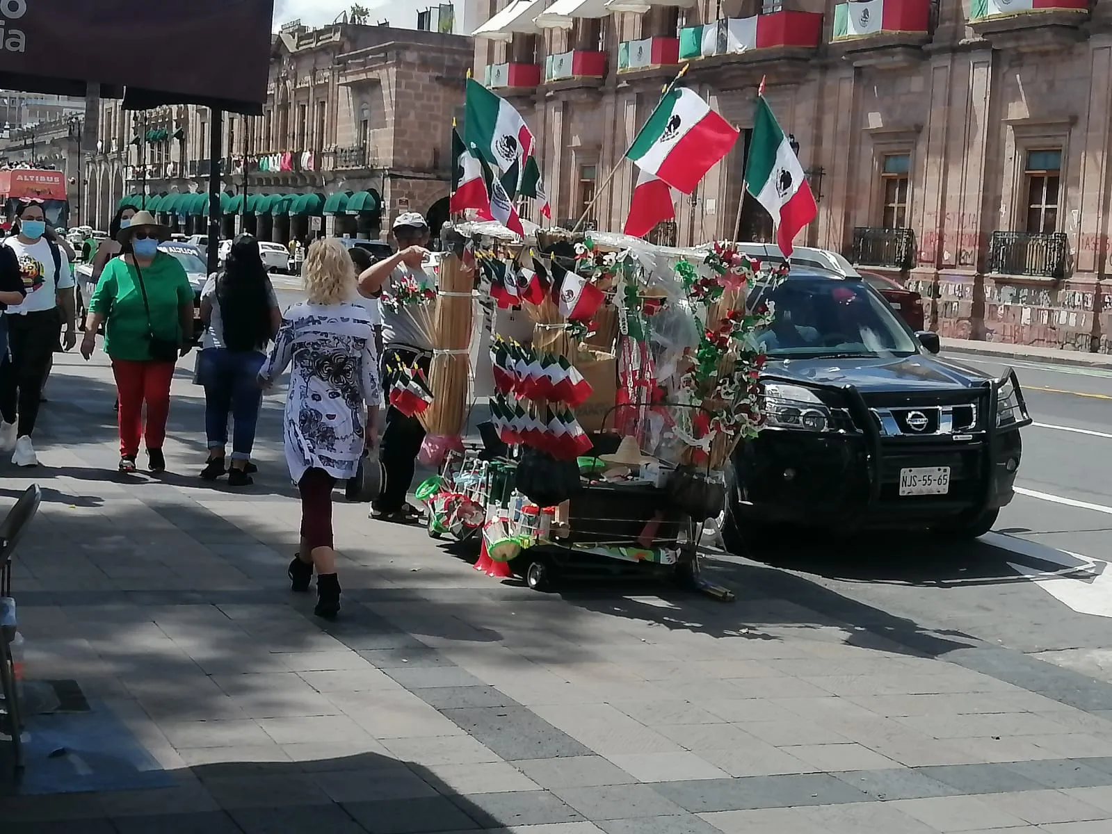 Comerciantes patrios pérdidas económicas