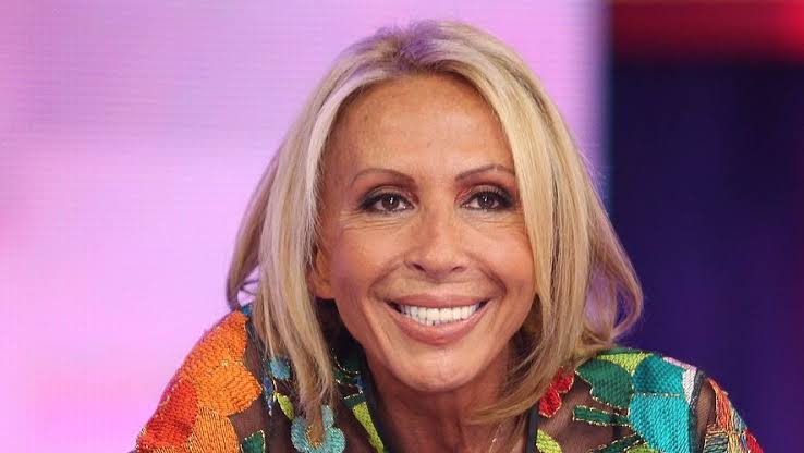 Laura Bozzo también tiene problemas legales en Estados Unidos, la conductora también presenta deudas ante la justicia estadounidense.