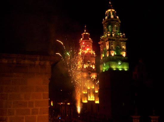 Posponen encendido de Catedral