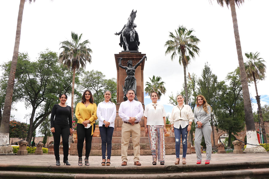 Víctor Manríquez reconoce aporte