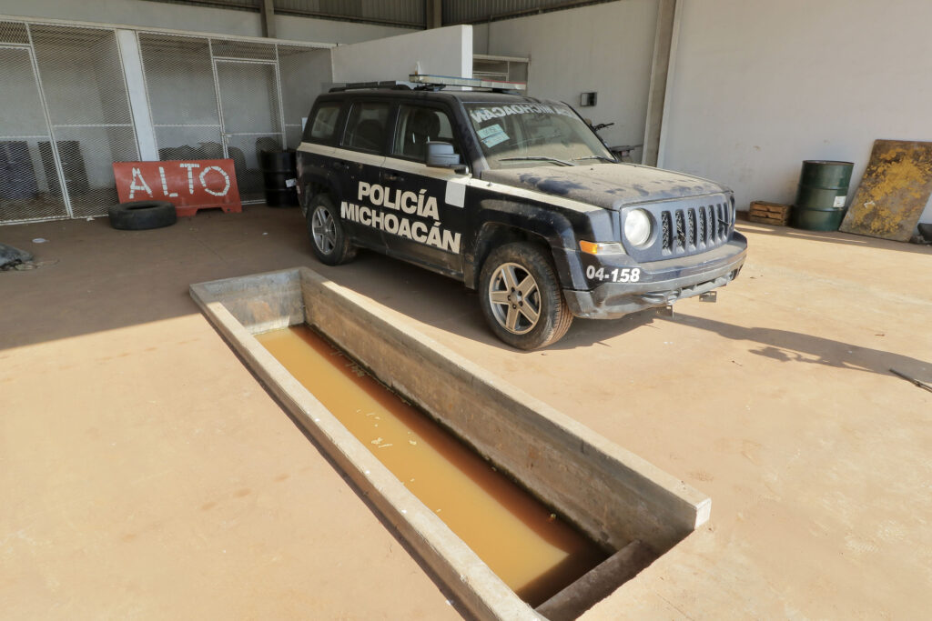 cuarteles policiacos bunkers Silvano