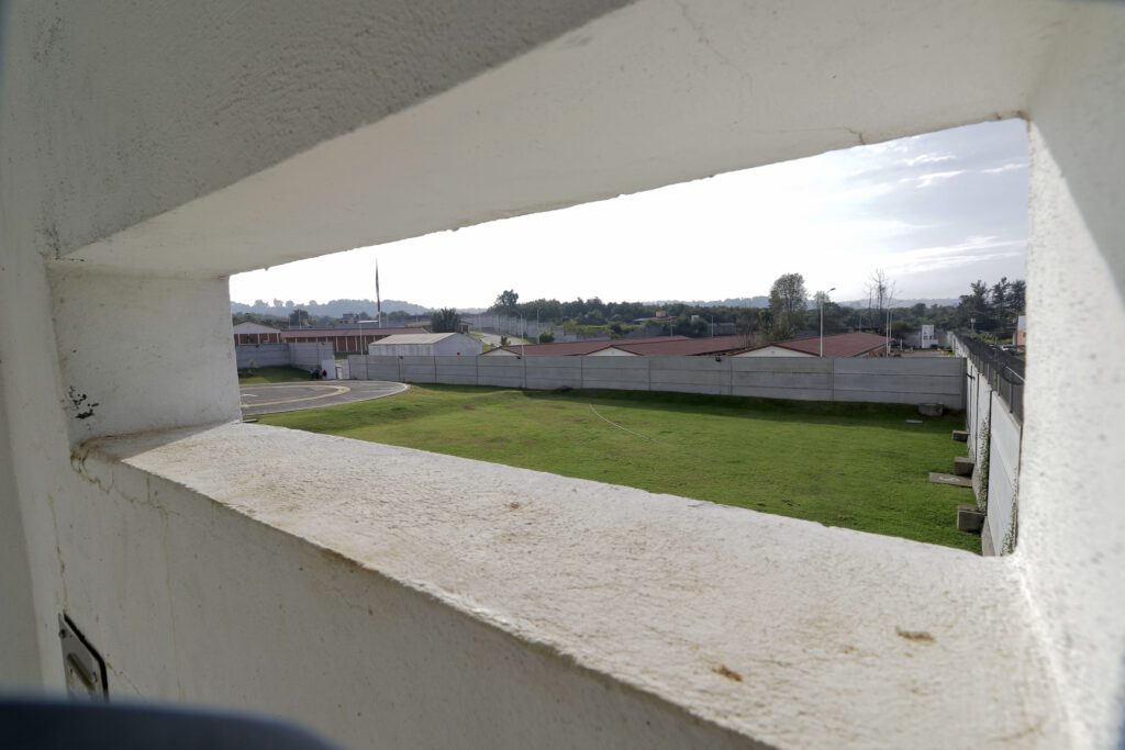 cuarteles policiacos bunkers Silvano