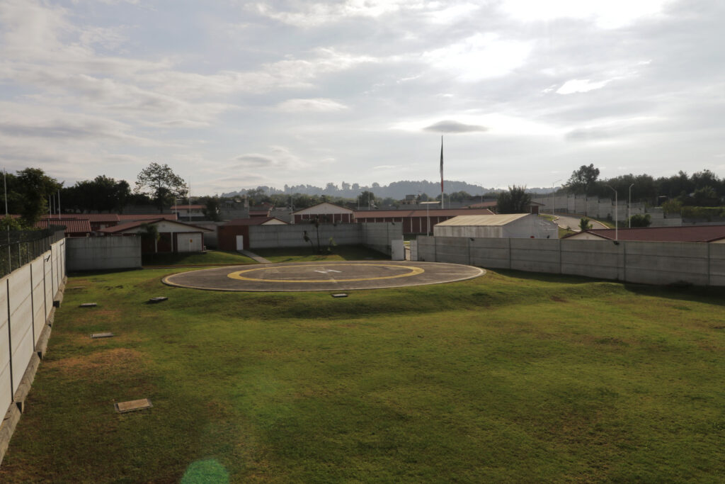 cuarteles policiacos bunkers Silvano