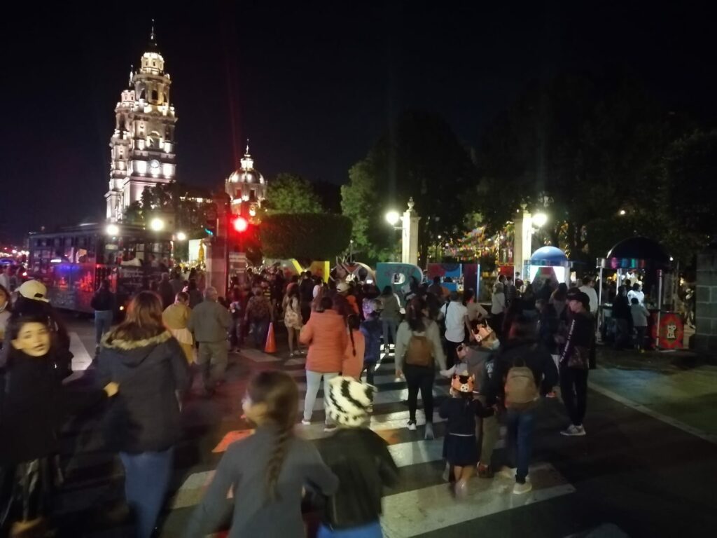 Morelia con 240 mil turistas en Noche de Muertos