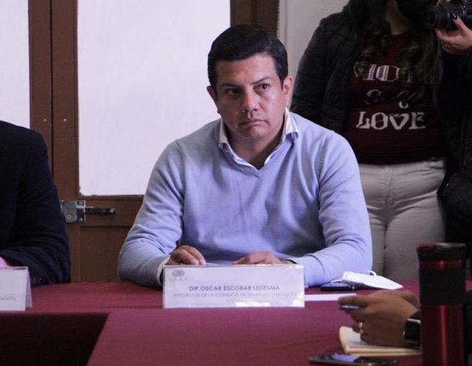 “Tibio” el PAN Michoacán ante reemplacamiento ¿chaqueteará con Morena?