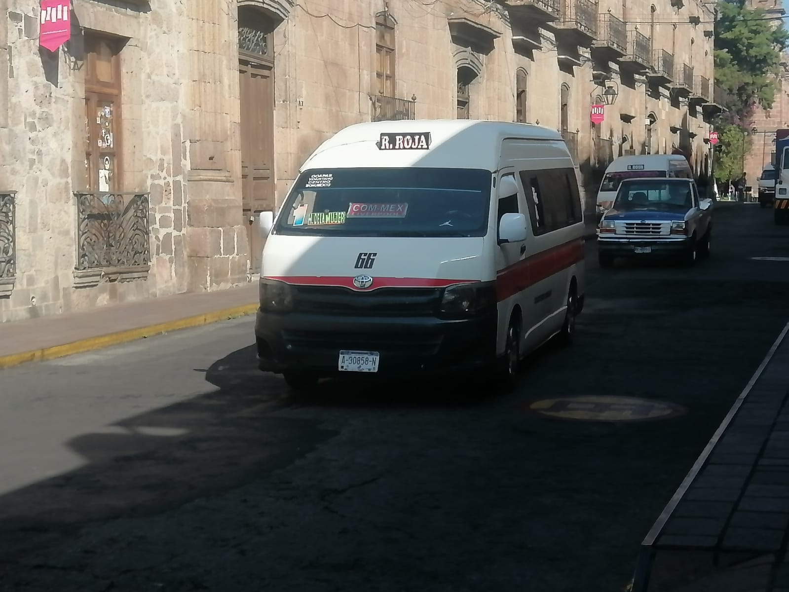 Transportistas señalan robos a unidades al menos una por mes