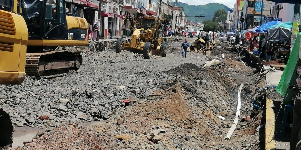 A finales de mes, concluiría rehabilitación de avenida Lázaro Cárdenas