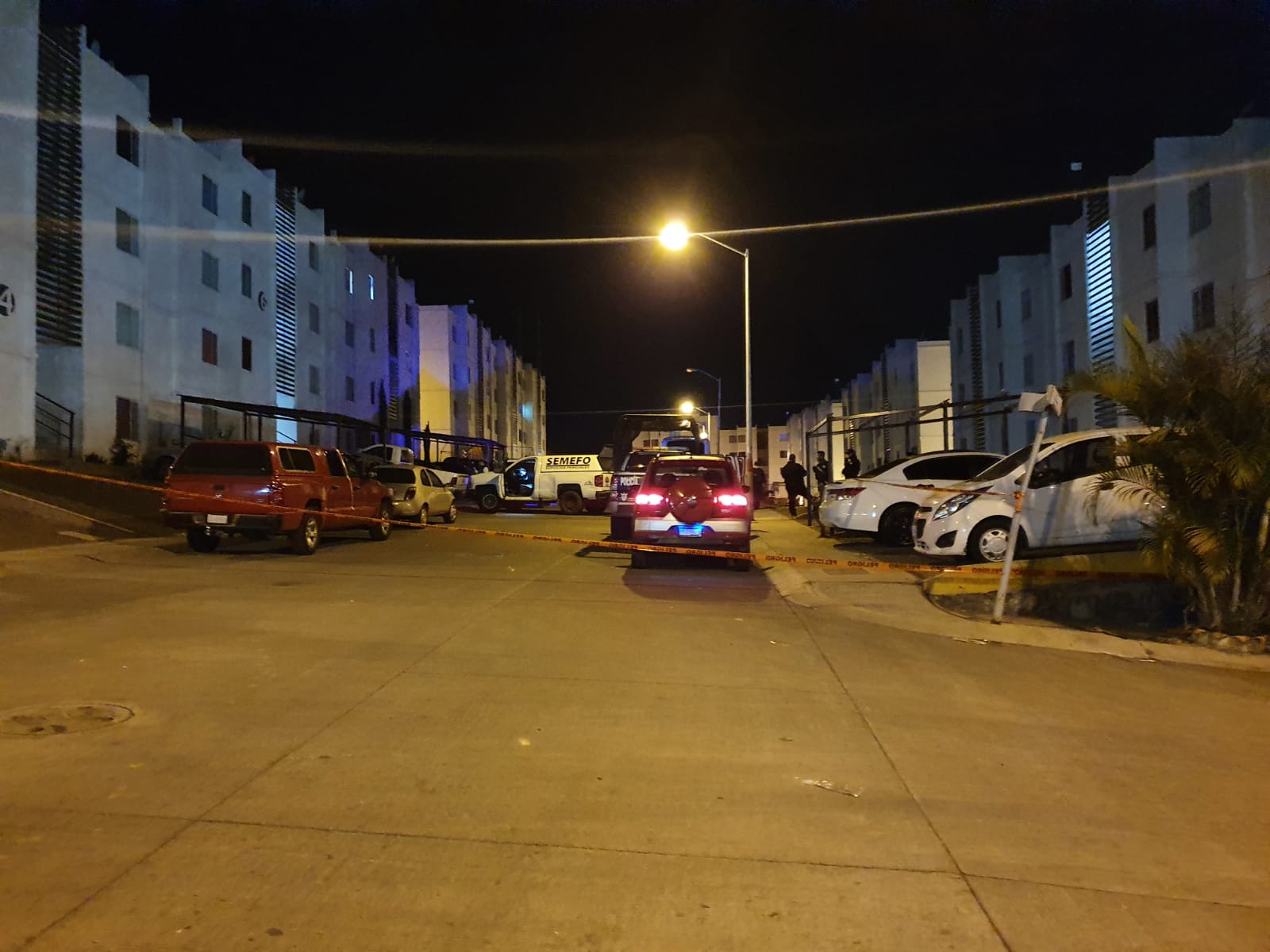 Hallan decapitado en departamento en Zamora