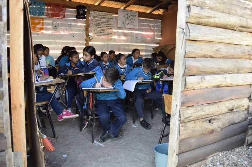 escuelas Michoacán condiciones deplorables