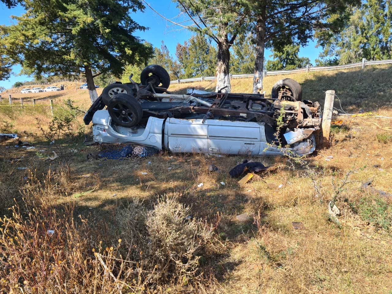 volcadura en la autopista de Occidente