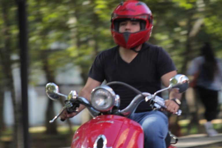 ¿Tienes motocicleta Esto pagarás por reemplacamiento 2022 en Michoacán