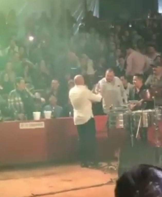 narco diputado concierto Lupillo Rivera