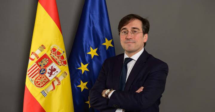 España pide explicaciones a AMLO