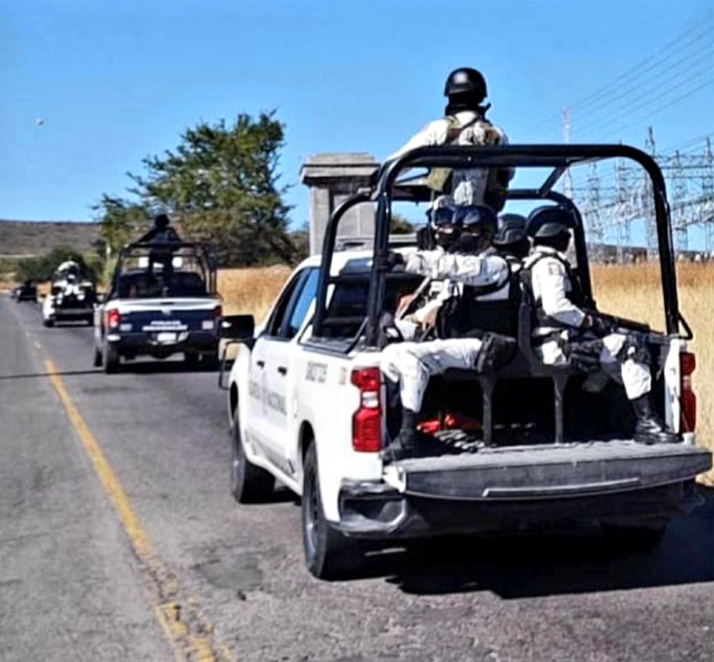 Guardia Nacional se enfrenta con un grupo delictivo en carretera Carapan-Paracho