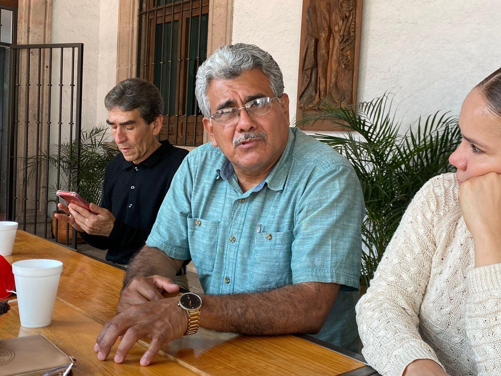La del PRI es una oposición “indiferente” aspirantes