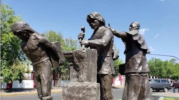 Monumento no es sobre esclavismo Ayuntamiento a Consejo Indígena