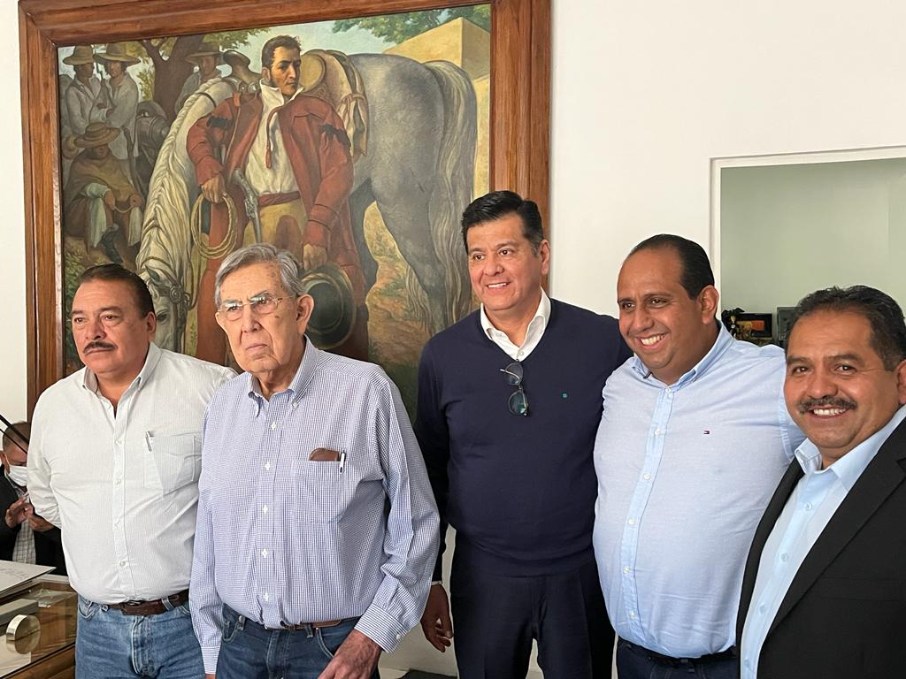 PRD Michoacán reúnen Cuauhtémoc