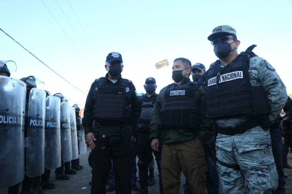 Policía Michoacán y Guardia Nacional vigilan vías férreas de Caltzontzin