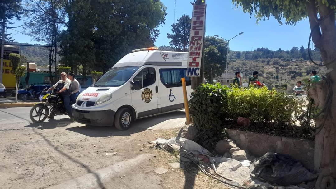 Acribillan a sujeto a lado de cancha de fútbol, en Zitácuaro