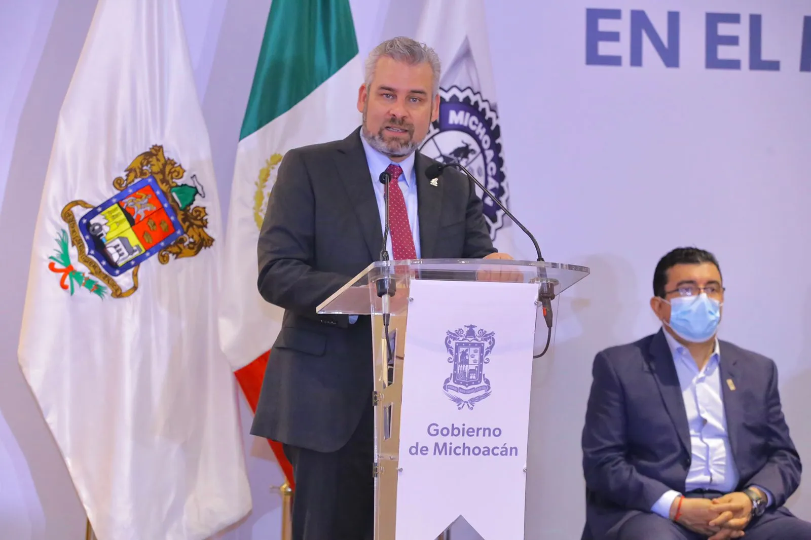 Bedolla reforma castigo al feminicidio