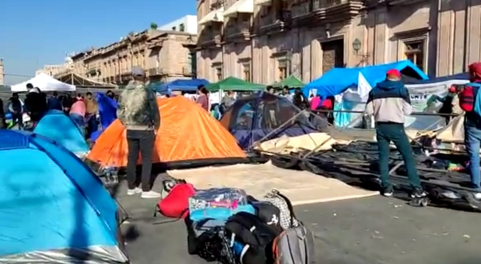CNTE levanta plantón en el Centro de Morelia