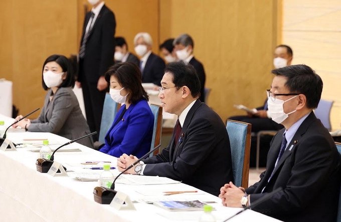 Japón llama irracional salida de Rusia de negociaciones de paz