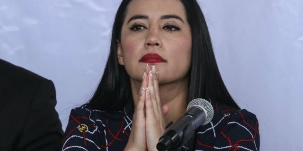 Retoma alcaldesa de Cuauhtémoc su cargo tras suspensión