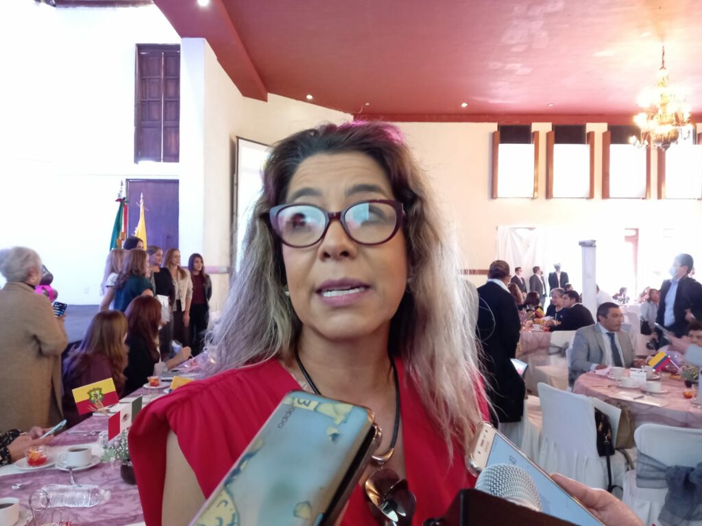 Vallas generan confrontación con mujeres: Regidora