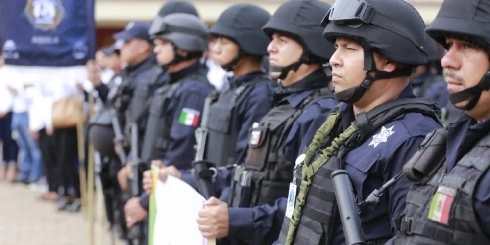 Anuncian policías marcha en Morelia por dignificación laboral