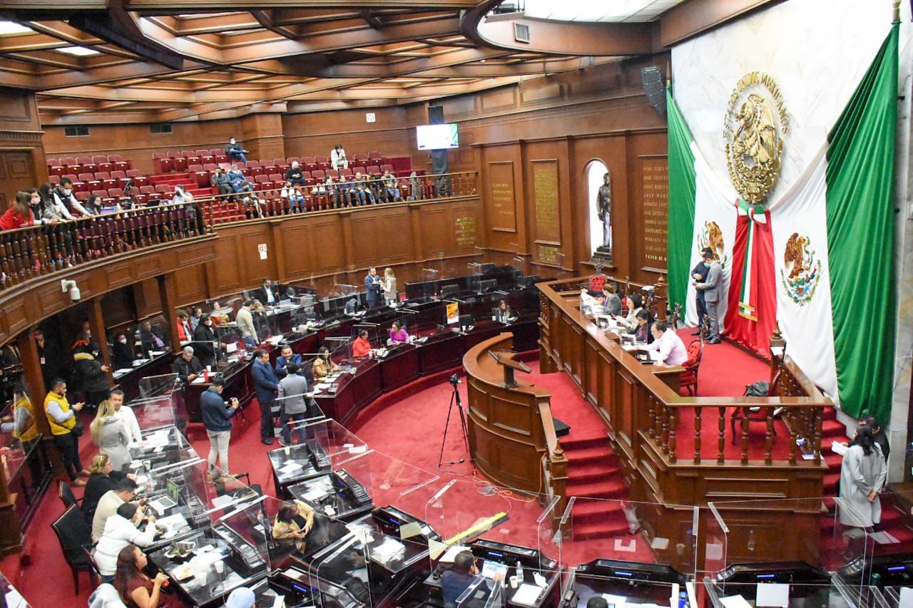 Tomarán diputados de Michoacán 2 semanas de vacaciones