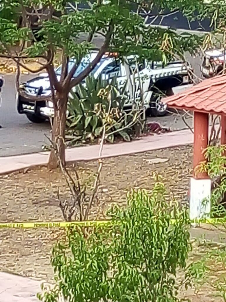 Asesinan a sujeto en el fraccionamiento Villas del Pedregal en Morelia