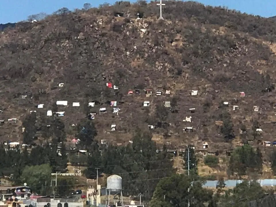 Casas de cartón en el Quinceo, podrían ser montadas para apartar lugar